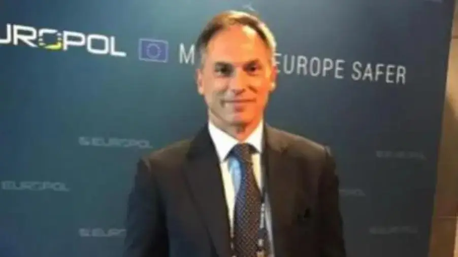 Giuseppe Linares è il nuovo questore di Catanzaro images Giuseppe Linares è il nuovo questore di Catanzaro