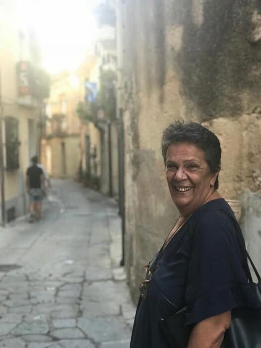 Lutto a Catanzaro, addio a Roberta Rhodio images Lutto a Catanzaro, addio a Roberta Rhodio