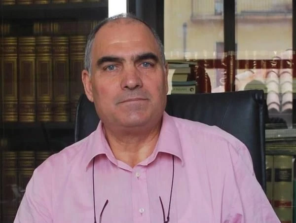 Lutto a Catanzaro, addio al direttore scolastico e giornalista Teobaldo Guzzo