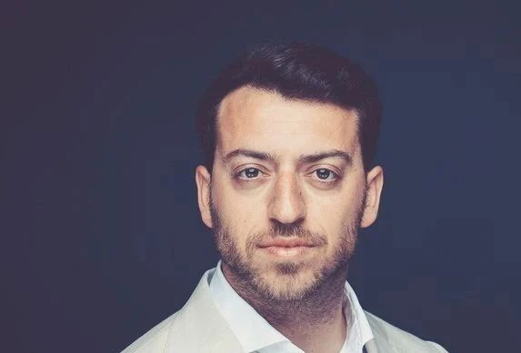 Tropea, Alberto Tassone lancia ISAAK: il talento matematico premiato dal Comune ora sfida la finanza con l’intelligenza artificiale