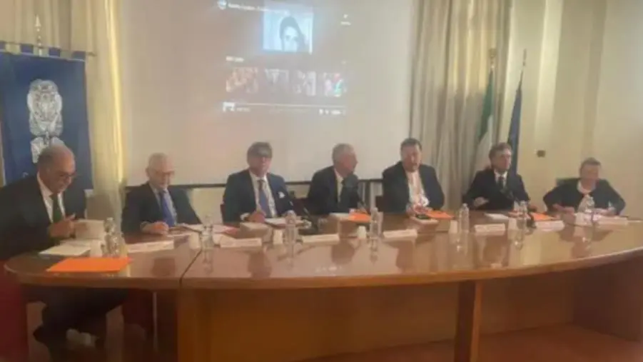 Catanzaro, l'omaggio della Camera di commercio al giudice Livatino: "Una vita ordinaria vissuta in maniera straordinaria" images Catanzaro, l'omaggio della Camera di commercio al giudice Livatino: "Una vita ordinaria vissuta in maniera straordinaria"