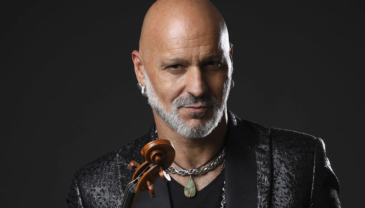 AMA Calabria, Alessandro Quarta mostra l'alchimia de "I cinque elementi" a Catanzaro e Lamezia Terme