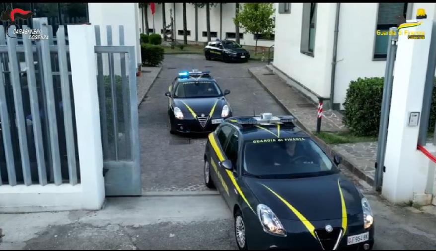 images Vasta operazione a Rende: arrestati funzionari, imprenditori e professionisti