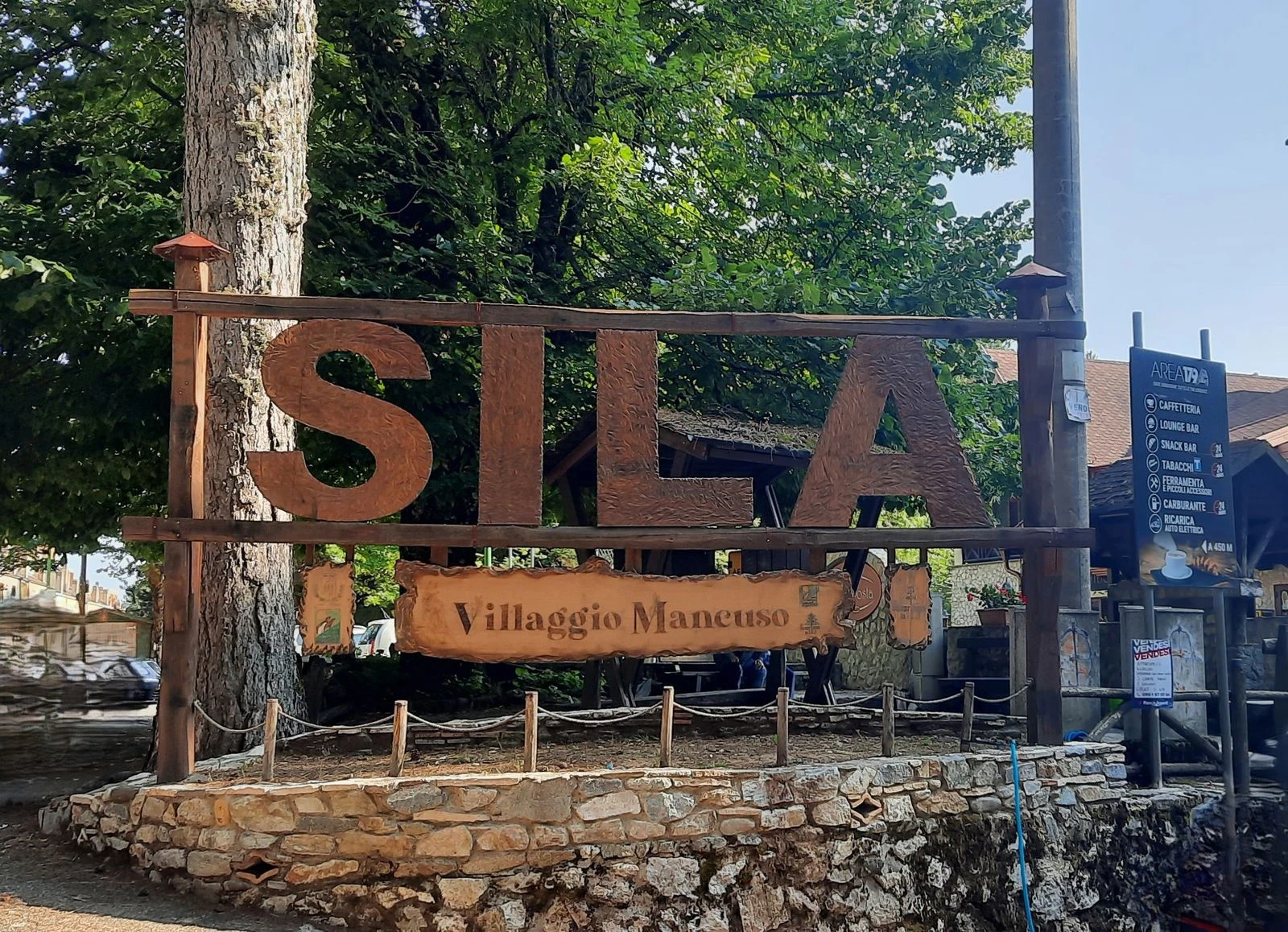 Villaggio Mancuso, la piazzetta restaurata sarà intitolata a Silvano Mancuso