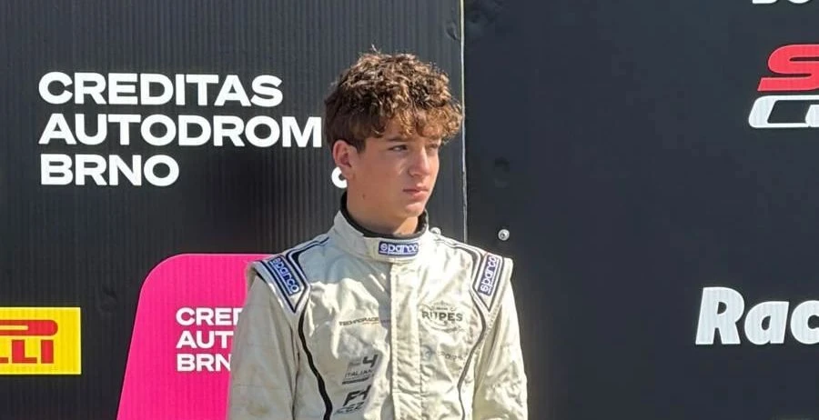 Dalla Calabria all'Europa: Antonio Errigo brilla nella Formula 4 CEZ a Brno &nbsp;