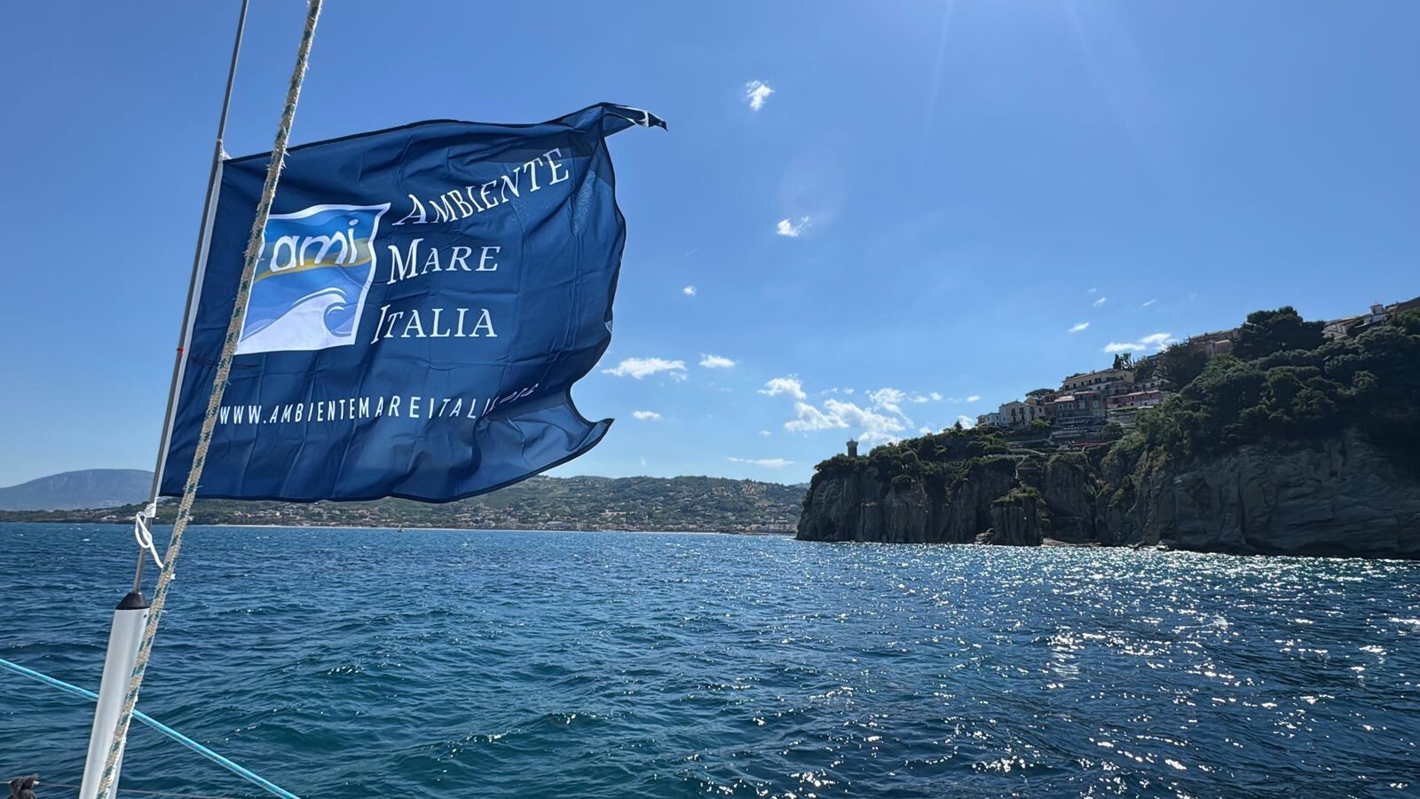 Agropoli, successo per la Veleggiata per l’Ambiente promossa da FIDAPA e AMI images Agropoli, successo per la Veleggiata per l’Ambiente promossa da FIDAPA e AMI