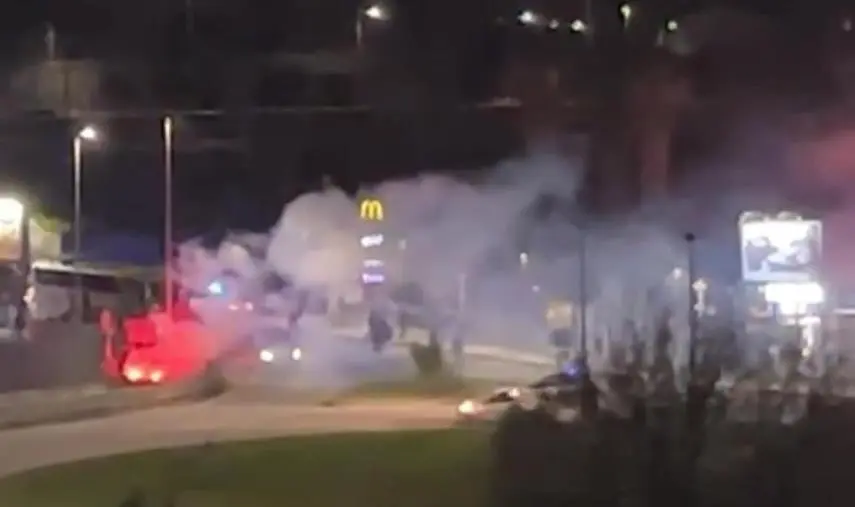 images Derby violento, scattano 11 Daspo per 52 anni nei confronti dei tifosi giallorossi 
