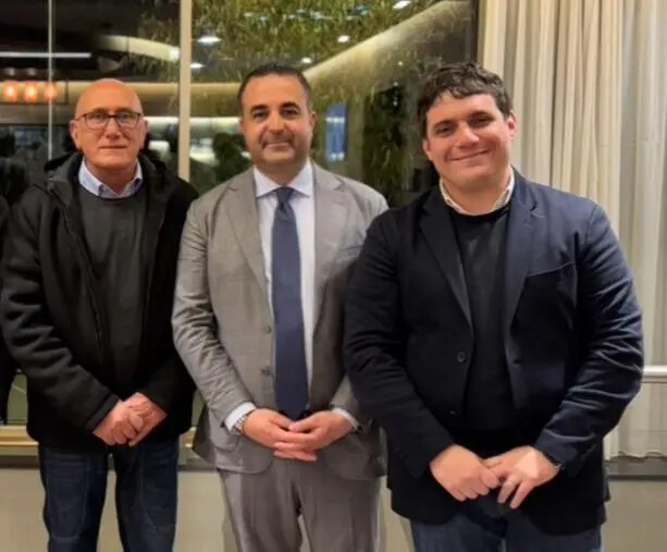 images Martirano Lombardo, il sindaco aderisce a Forza Italia 