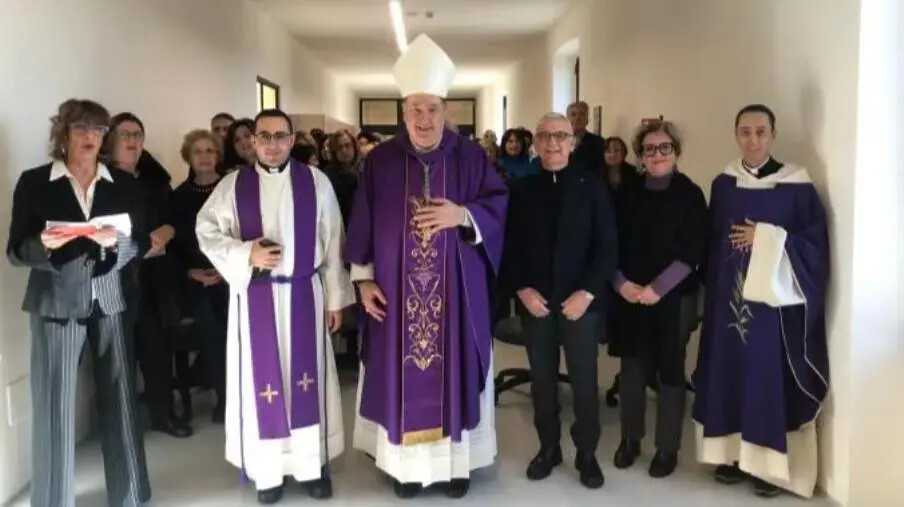 Santa Messa in preparazione al Santo Natale con i dipendenti della Procura di Catanzaro images Santa Messa in preparazione al Santo Natale con i dipendenti della Procura di Catanzaro