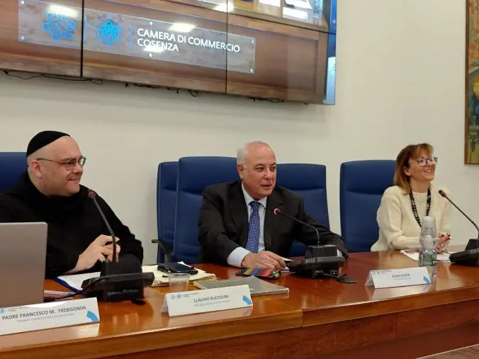 Minimi in Italia e Francia, cultura e ricerca al centro dell’evento della CCIAA di Cosenza images Minimi in Italia e Francia, cultura e ricerca al centro dell’evento della CCIAA di Cosenza