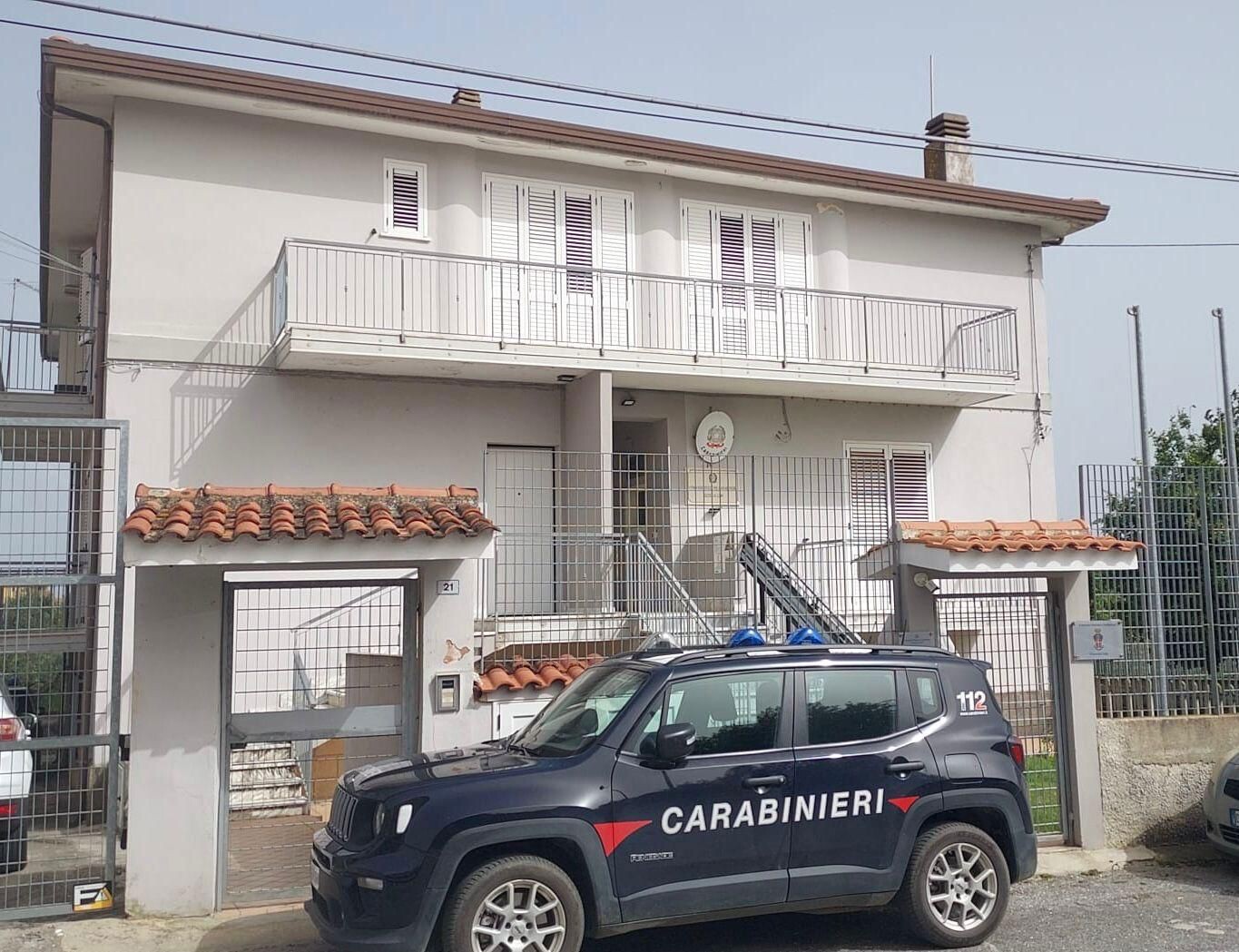 images Arma, il generale Riccardo Sciuto in visita alle Stazioni di Nocera Terinese, Falerna e Gizzeria.