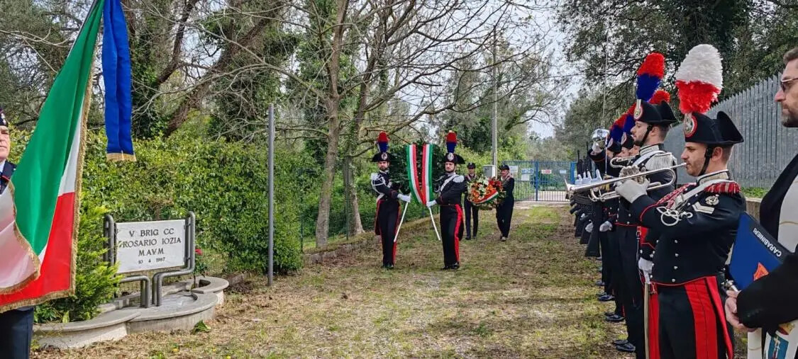 A Cittanova la cerimonia nel 37° anniversario dell’omicidio del vice brigadiere Rosario Iozia images A Cittanova la cerimonia nel 37° anniversario dell’omicidio del vice brigadiere Rosario Iozia