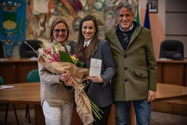 images Una giovane artista cosentina nel coro di Baglioni con il sogno di Broadway 