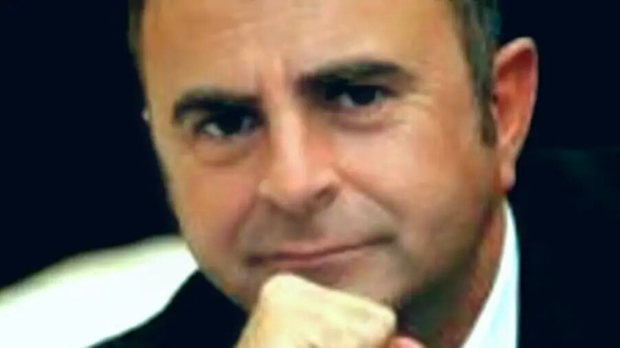 Berlusconi, l'intervista a Maimone che fece la storia: così indicò a Meloni la strada per il Governo images Berlusconi, l'intervista a Maimone che fece la storia: così indicò a Meloni la strada per il Governo