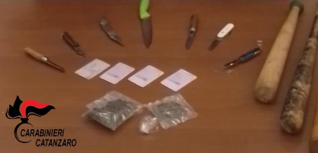 Controlli nella zona sud di Catanzaro, i carabinieri denunciano 17 persone images Controlli nella zona sud di Catanzaro, i carabinieri denunciano 17 persone
