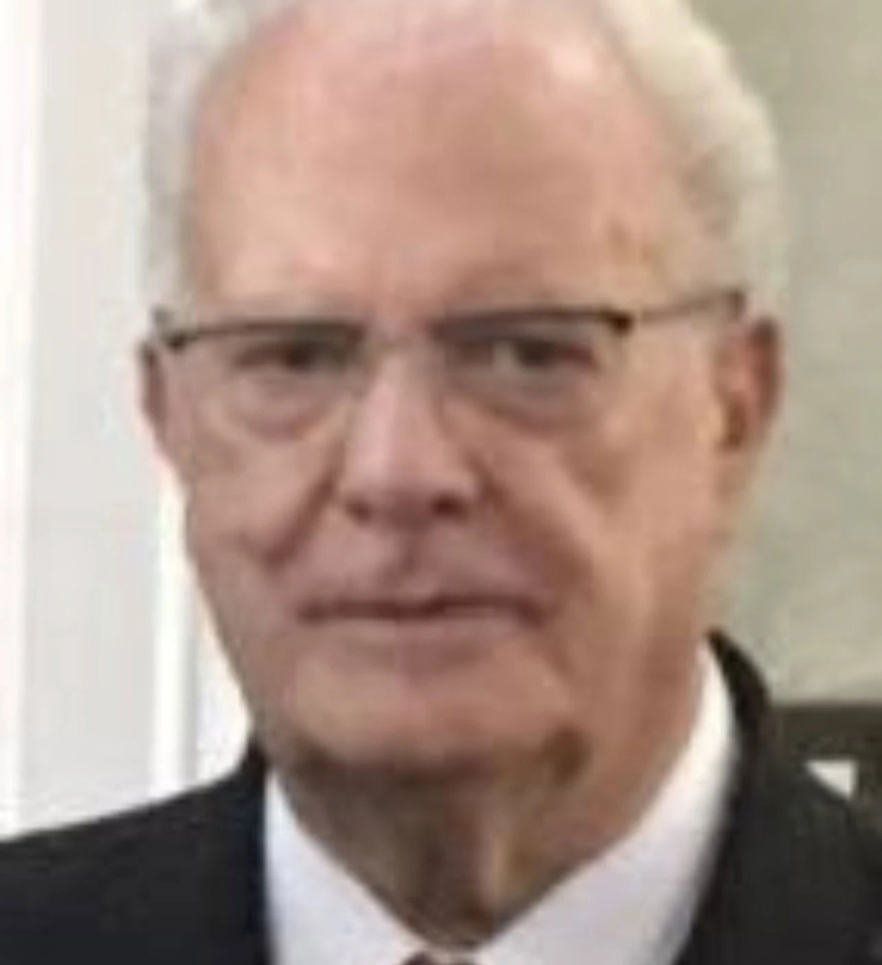 Catanzaro, morto il commercialista Mario Antonini: aveva 87 anni