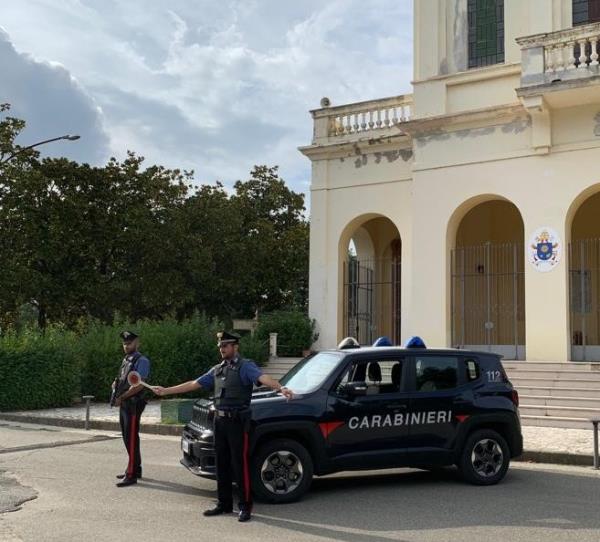 Buoni spesa Covid incassati con false dichiarazioni: scovati altri 35 furbetti a Gimigliano images Buoni spesa Covid incassati con false dichiarazioni: scovati altri 35 furbetti a Gimigliano