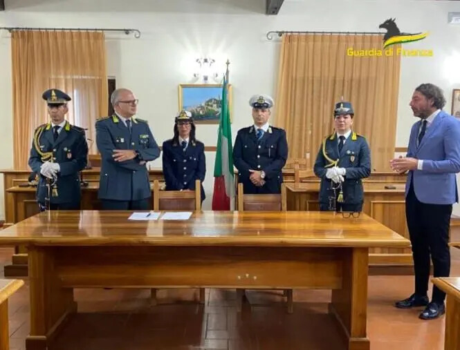 PNRR, siglato al Comune di Paola un protocollo con la Guardia di Finanza images PNRR, siglato al Comune di Paola un protocollo con la Guardia di Finanza