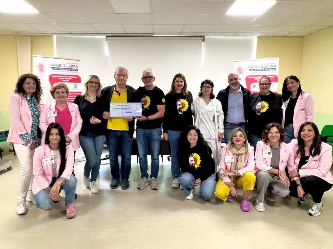 images Il ricavato delle uova pasquali all’Associazione Angela Serra di Catanzaro