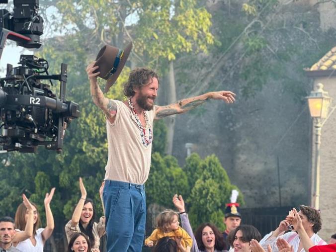 images Jovanotti in Calabria: concluse le riprese di "Alla salute", il suo nuovo videoclip
