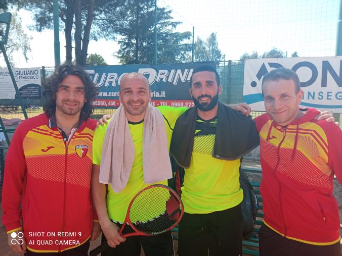 Tennis, continua la corsa dello Swim Race Catanzaro: 3-1 a Lamezia images Tennis, continua la corsa dello Swim Race Catanzaro: 3-1 a Lamezia