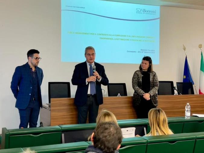 images Formazione del personale, al via il corso regionale in "Public management per il contrasto alla corruzione e all'infiltrazione criminale"