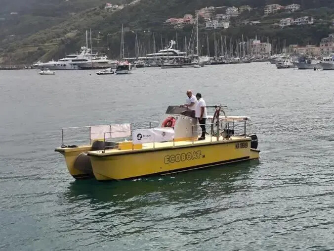 "Piano mare pulito", da domani attivi 6 nuovi battelli spazzamare "Pelikan" nel Tirreno calabrese images "Piano mare pulito", da domani attivi 6 nuovi battelli spazzamare "Pelikan" nel Tirreno calabrese