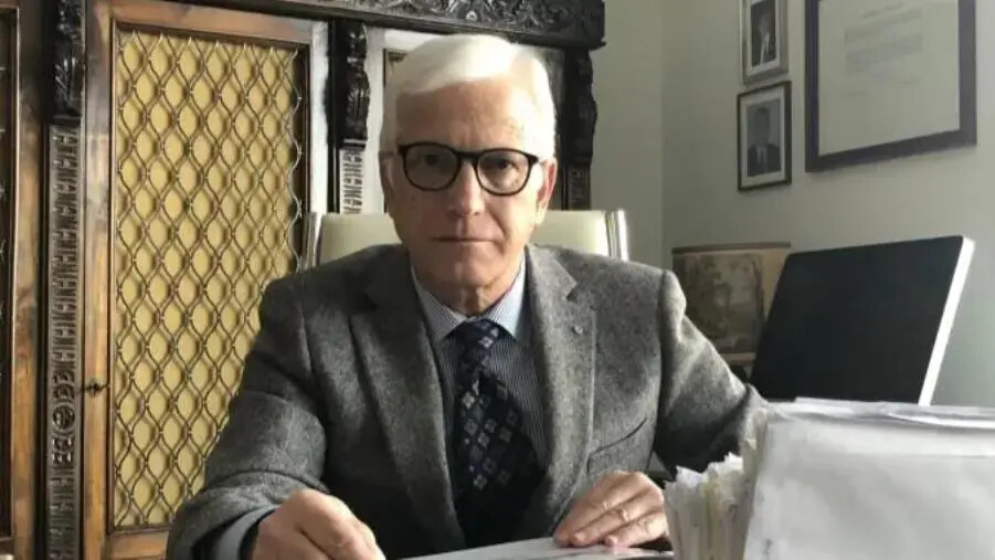 images Assoluzione dell'avvocato Enzo Ioppoli, la Camera Penale di Catanzaro: "Oggi è una giornata di festa"