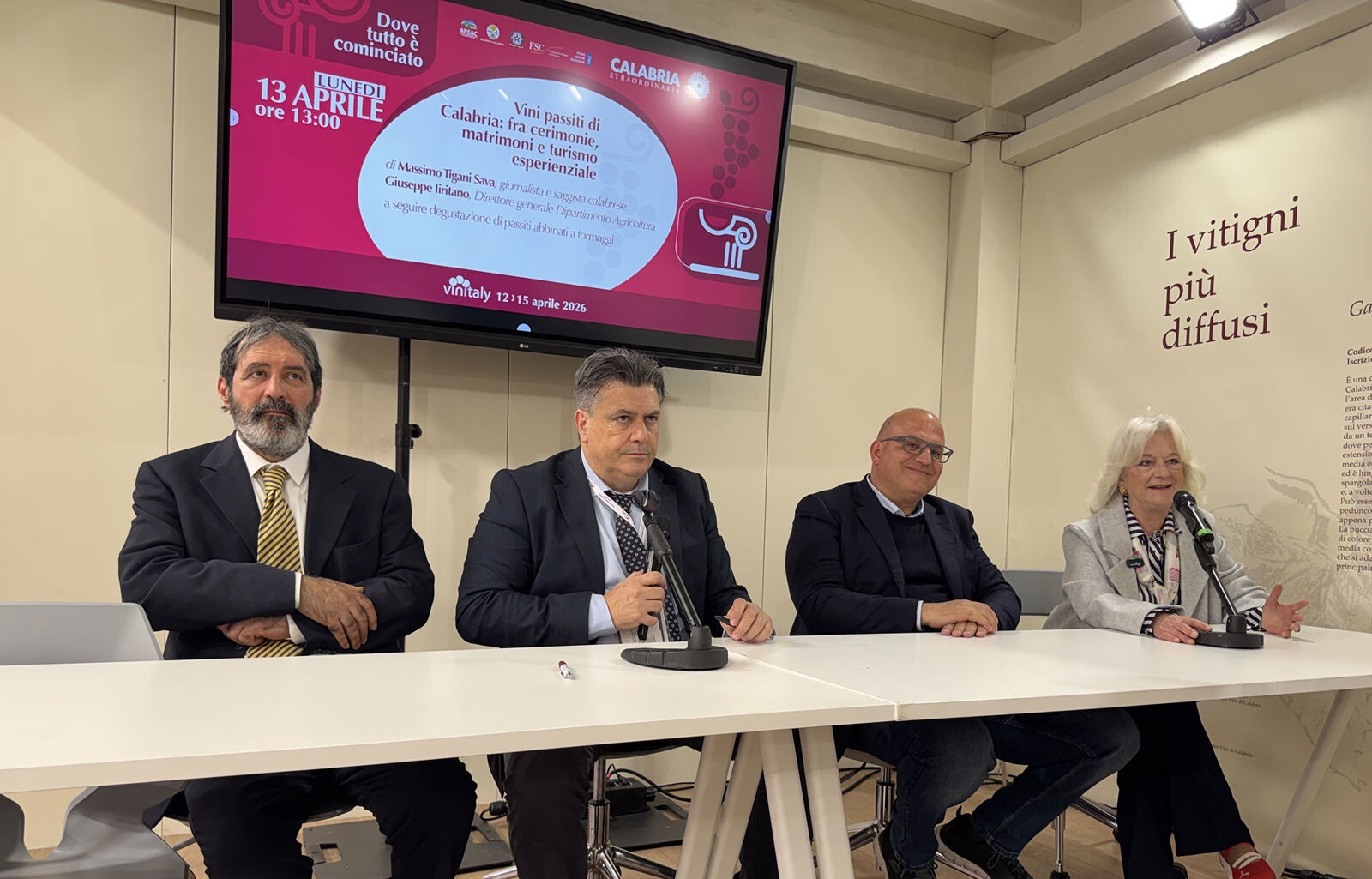 images Presentato al Vinitaly un Progetto Originale sui Vini Passiti di Calabria: “sposare” i matrimoni