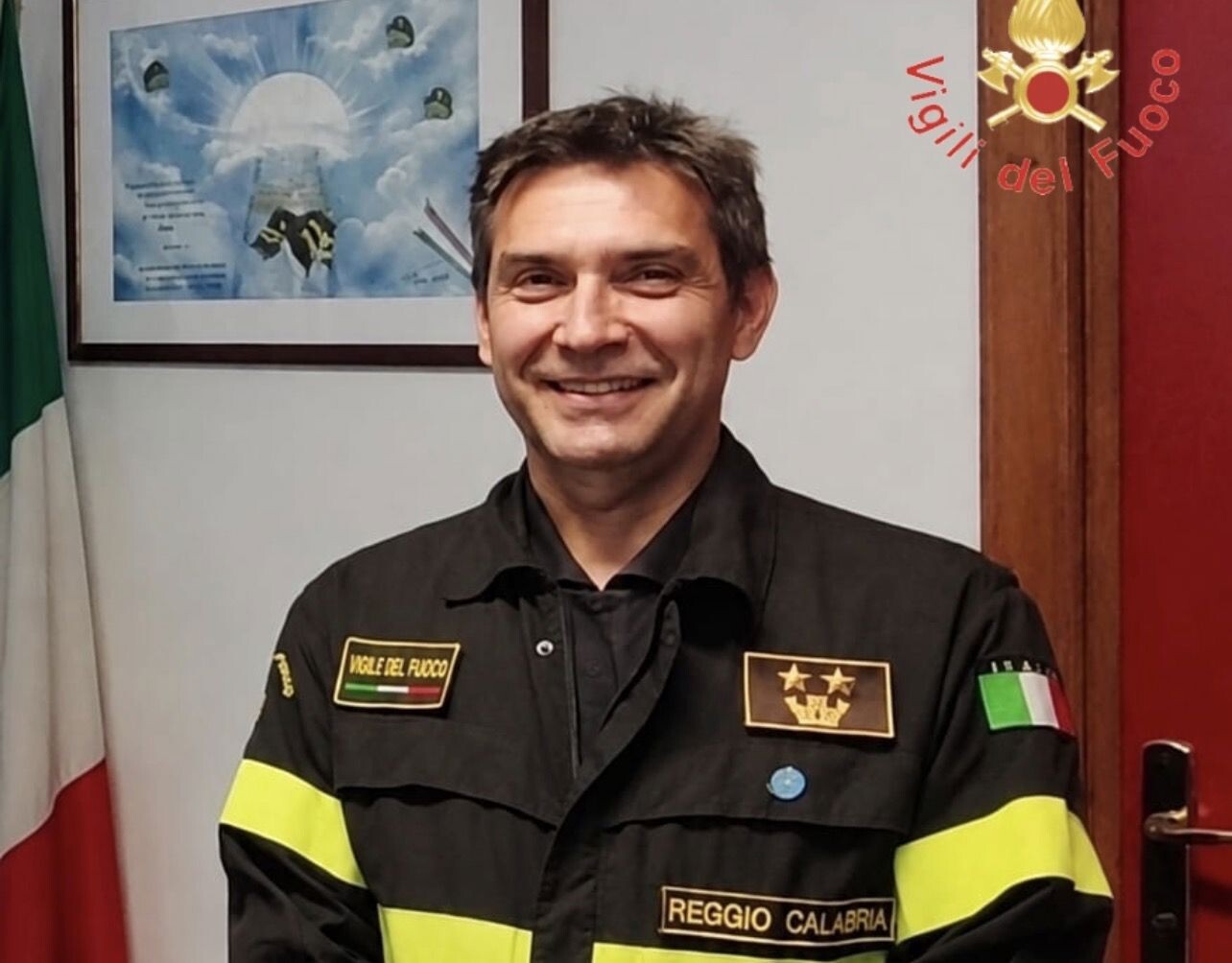 Melito Porto Salvo, intervento dei Vigili del Fuoco per il salvataggio di due bambini in mare images Melito Porto Salvo, intervento dei Vigili del Fuoco per il salvataggio di due bambini in mare