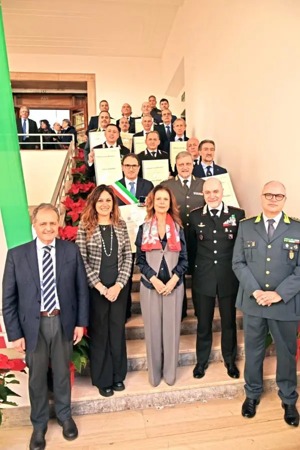 images Cosenza, in prefettura la cerimonia di consegna delle onorificenze 