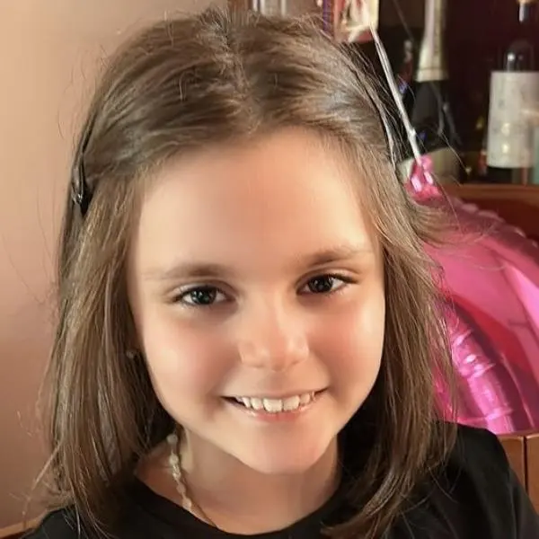 images Dolore a Taverna: ai funerali della piccola Giorgia i compagni la ricordano come una farfalla