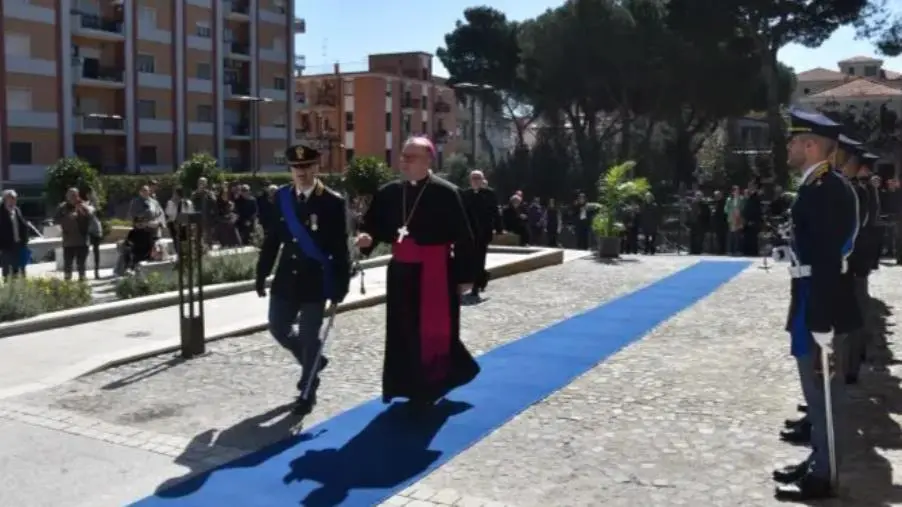 images Festa della Polizia, il questore di Crotone: "Aumento dell'uso di droga tra i minorenni"
