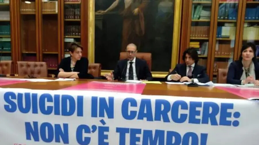 images Morire di carcere in carcere, Muglia: "Uno stillicidio inaccettabile, non c'è più tempo" 