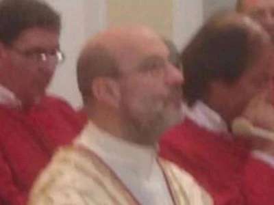 Catanzaro, domenica 30 novembre al cimitero urbano don Andrea Perrelli ricorderà tutti i defunti