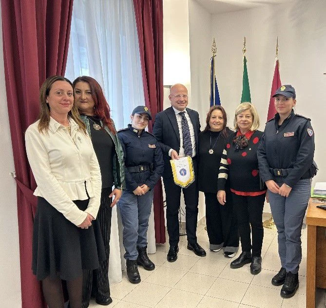 Contro la violenza di genere: il Questore di Crotone ha incontrato la FIDAPA 
