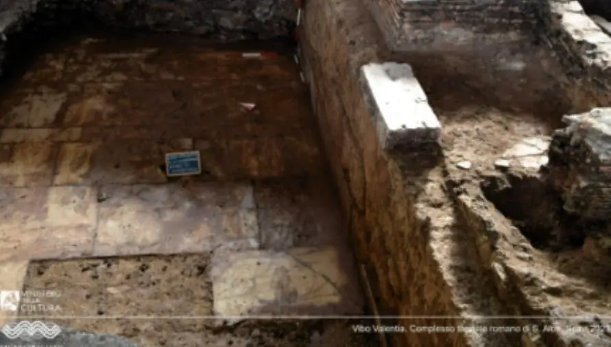 images Ritrovati reperti di epoca di romana a Vibo Valentia