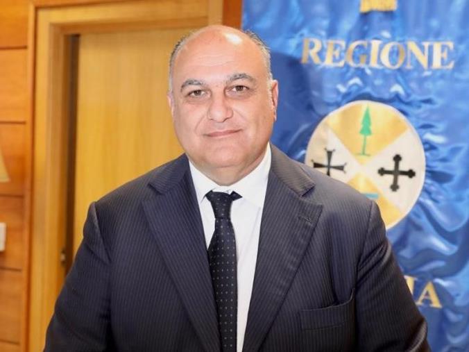 Istituzione "Tavolo regionale per i Servizi e le Politiche per il lavoro", Calabrese: "Continuiamo a lavorare per dare un destino diverso alla nostra bella terra" images Istituzione "Tavolo regionale per i Servizi e le Politiche per il lavoro", Calabrese: "Continuiamo a lavorare per dare un destino diverso alla nostra bella terra"