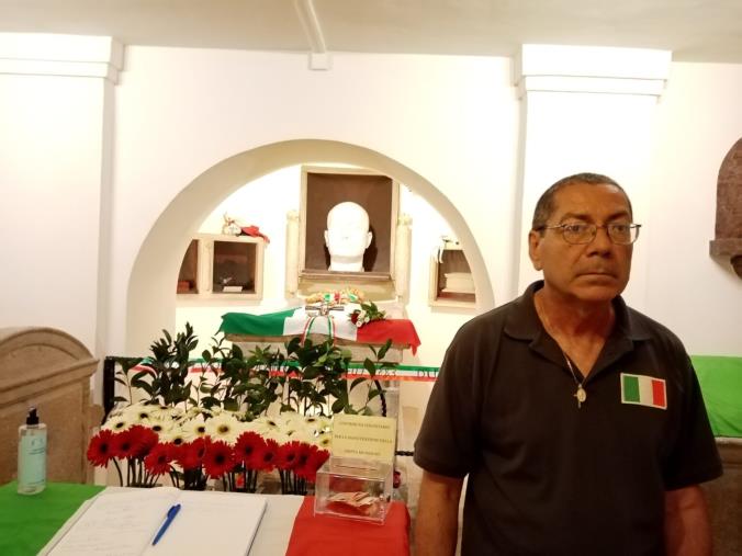 Lettere a Tito: riflessioni sulla fede davanti alla tomba di Mussolini images Lettere a Tito: riflessioni sulla fede davanti alla tomba di Mussolini