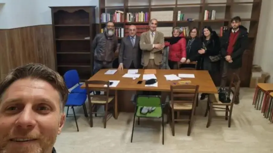 Nasce la Biblioteca Comunale di Cropani: la soddisfazione del sindaco Raffaele Mercurio images Nasce la Biblioteca Comunale di Cropani: la soddisfazione del sindaco Raffaele Mercurio