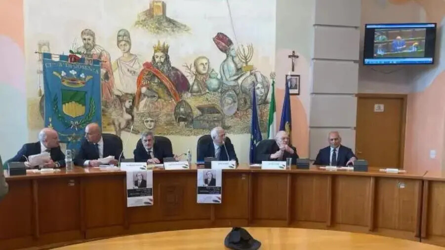 images Commemorazione Benito Falvo, Franz Caruso: "Un politico di razza"