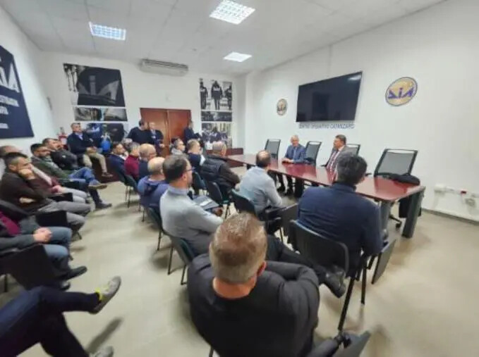 images Natale 2024, il prefetto di Catanzaro in visita alla DIA: "Grazie al vostro impegno nella lotta alla criminalità"
