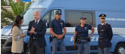 Crotone, la Polizia intensifica i servizi di controllo del territorio nelle località turistiche della provincia images Crotone, la Polizia intensifica i servizi di controllo del territorio nelle località turistiche della provincia