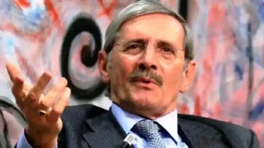 Dragone: "Tra Papa Benedetto XVI ed Ennio Morricone: Michele Traversa e quei 215 giorni da sindaco" images Dragone: "Tra Papa Benedetto XVI ed Ennio Morricone: Michele Traversa e quei 215 giorni da sindaco"