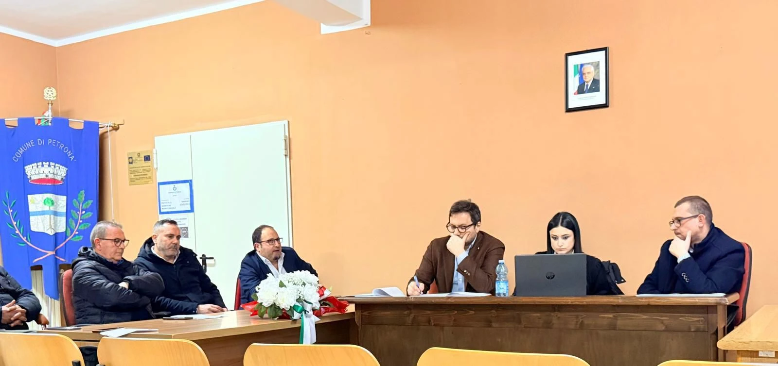 Petronà, via libera dal Consiglio alle risorse per gli interventi sui cimiteri del territorio