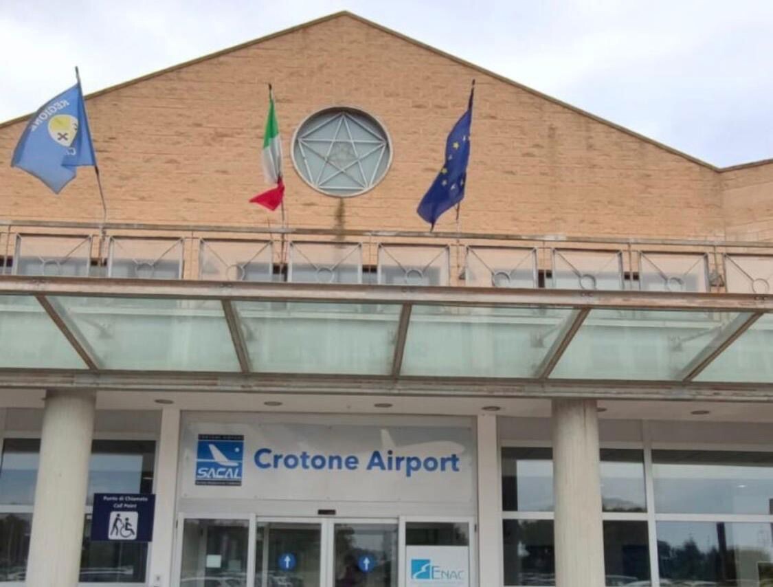 images Volo Crotone–Roma, FIT-CISL: "Il Governo boccia la continuità territoriale: se confermata, scelta grave e penalizzante per il territorio"