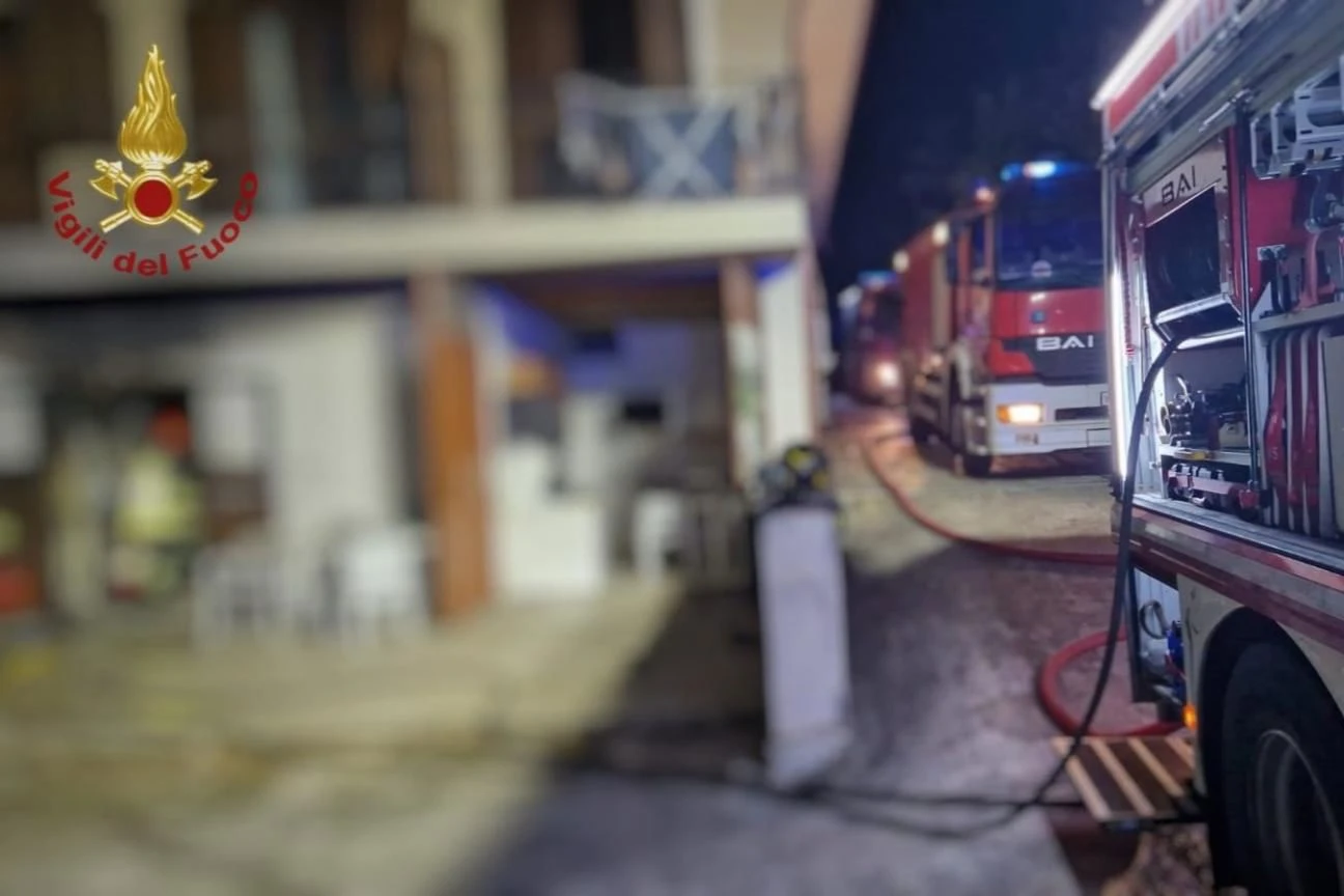 Esplosione B&B nel Vibonese, morto turista sloveno gravemente ustionato: ancora gravi moglie e figlia