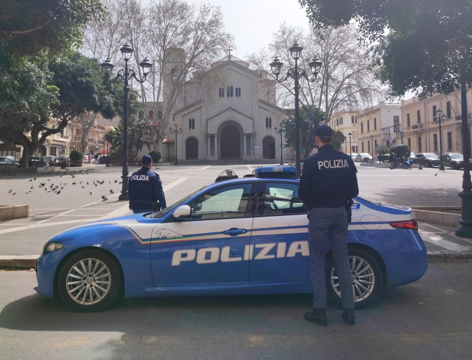 Reggio Calabria, controlli a Piazza Sant’Agostino: 3 stranieri espulsi e 3 denunciati