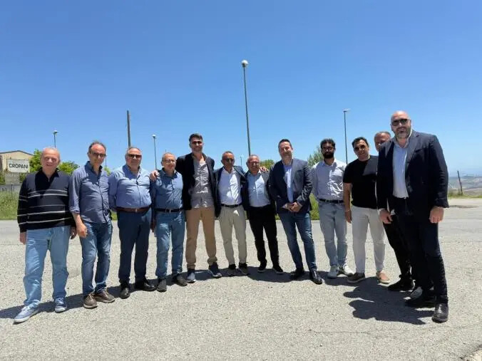 images Viabilità, consegnati lavori per  1,2 milioni sulla Provinciale 158 Cropani-Sersale 
