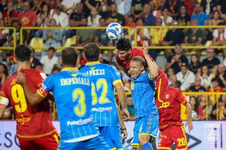 images Aquile in campo in vista della trasferta di Cittadella. Problemi fisici per Scognamillo e Pontisso